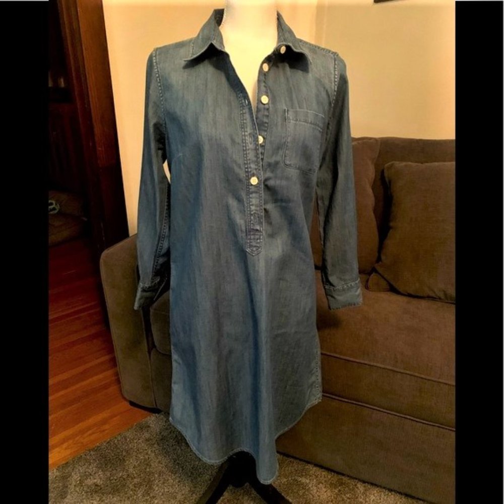 J Crew Women’s denim dress. Size small